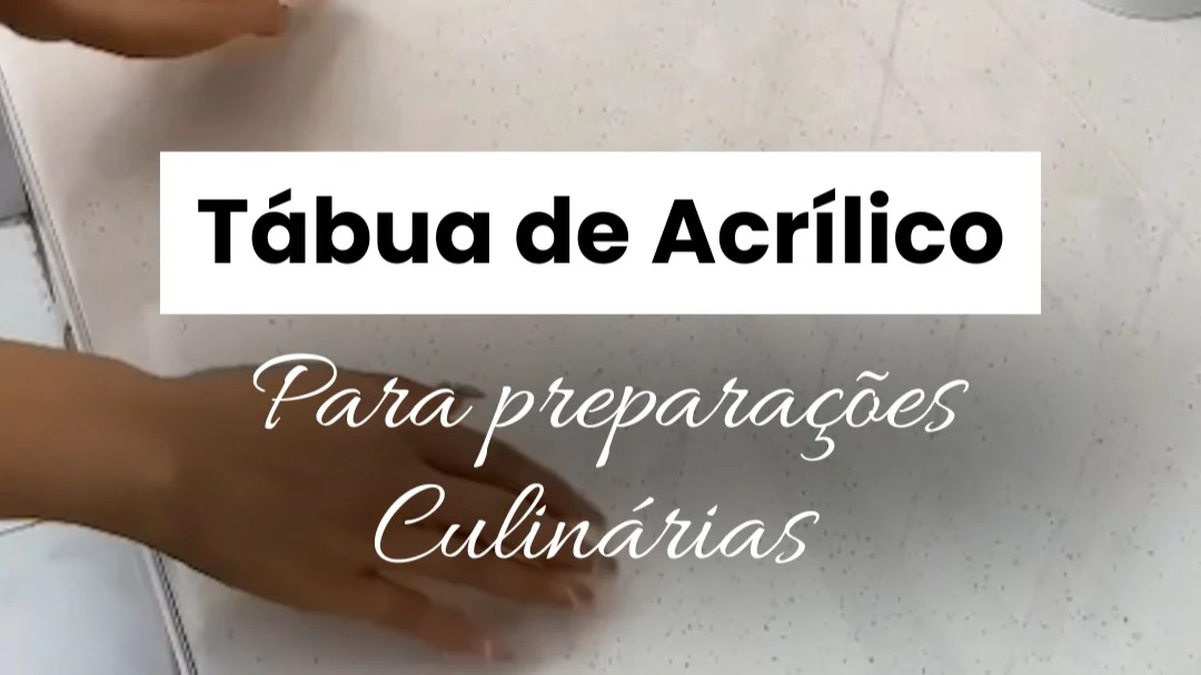 Tábua de acrílico para cortes e preparações culinárias