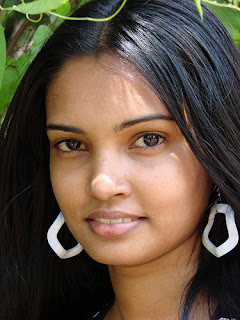 Srilankan Lovely model Chami Dilrukshi cute photos