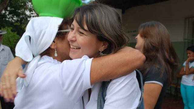 Ao focar no estrelato Cida Moura, Gabirabas apequena candidatura Eduardo Hagge