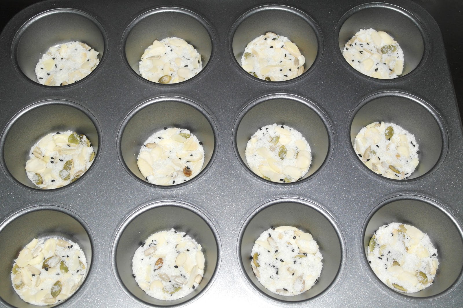 Kuali Hangus: Biskut Florentine / Crunchy Caramel Almond