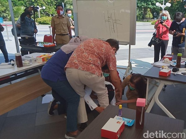 Ini Pandangan Ulama soal Aksi Risma yang Sujud di Hadapan IDI