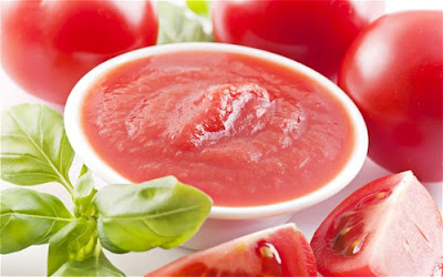 Trị nám và tàn nhang hiệu quả tại nhà với cà chua