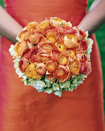  to incorporate Tangerine Tango into your everyday life or wedding decor