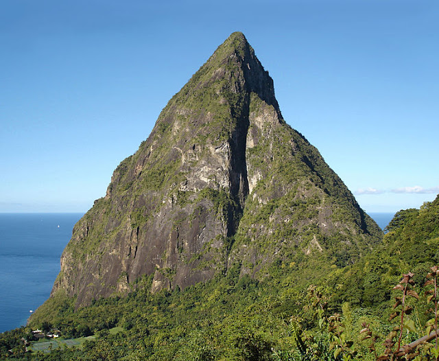 Petit Piton