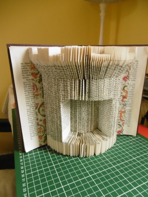 La tour du chateau bordée d'enluminures, malooka