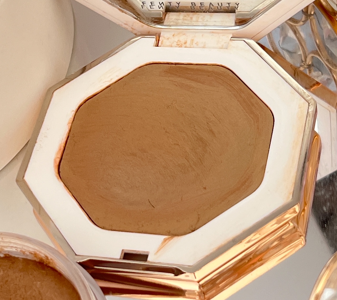 Fenty Beauty Cheeks Out Freestyle Cream Bronzer