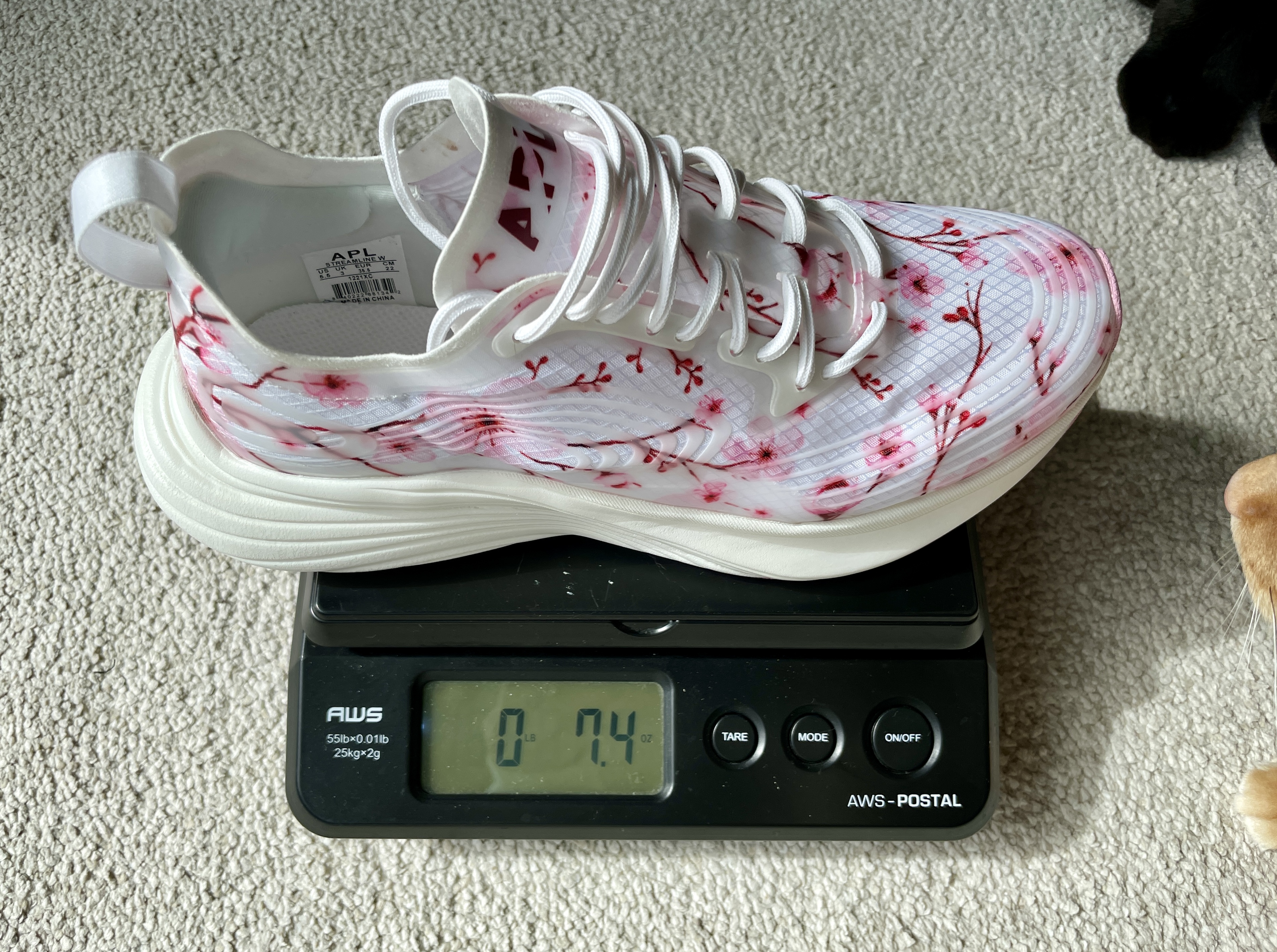 Review! APL Streamline Running Shoe White Cherry Blossom