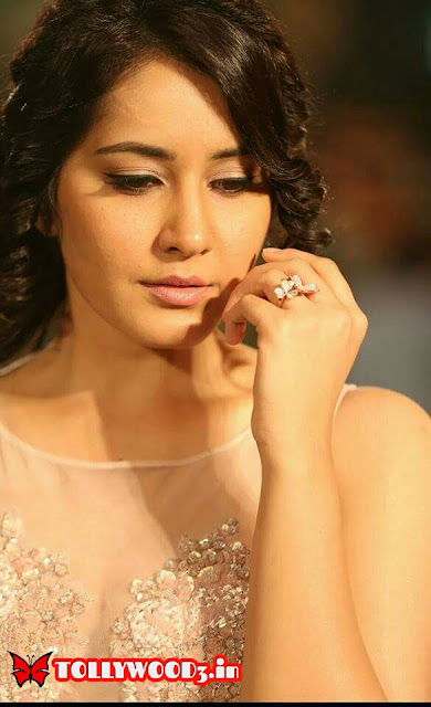 Beautiful Rashi Khanna HD Photos