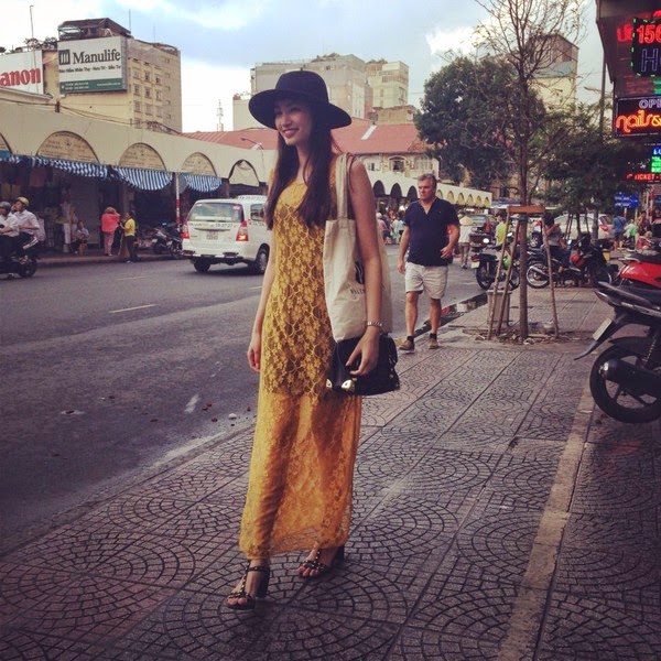 Muôn vẻ street style ngày vào thu của sao Việt & thế giới