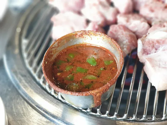 제주 노형동 흑돼지 맛집 '돈사돈' (본점)