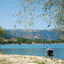 Sulle rive del Lago di Scanno