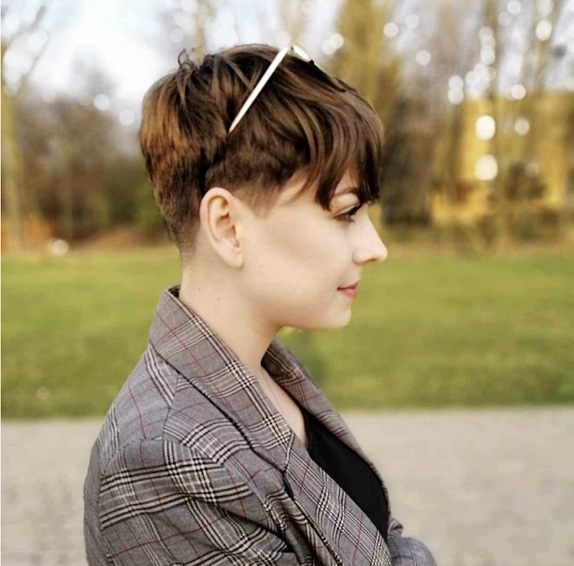 short hairstyles and haircuts 2019 for women