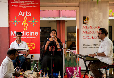 Playback singer Jyothi Menon performing at Government General Hospital, Ernakulam as part of Kochi Biennale Foundation's ‘Art and Medicine’ programme 