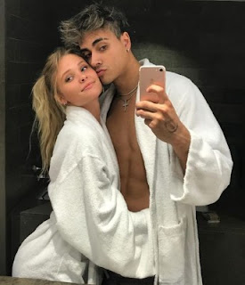 Darius Dobre clicking a selfie with his girlfriend Madeline Damskey