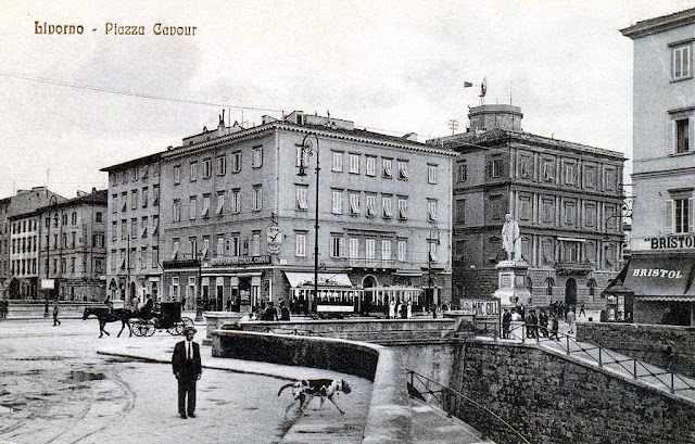 Vintage postcard, Palazzo Rosso, piazza Cavour, Livorno