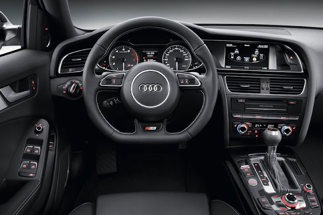 2013 Audi S4 Avant Interior Entertainment