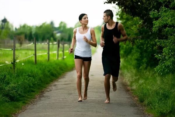 the benefits of walking and jogging barefoot