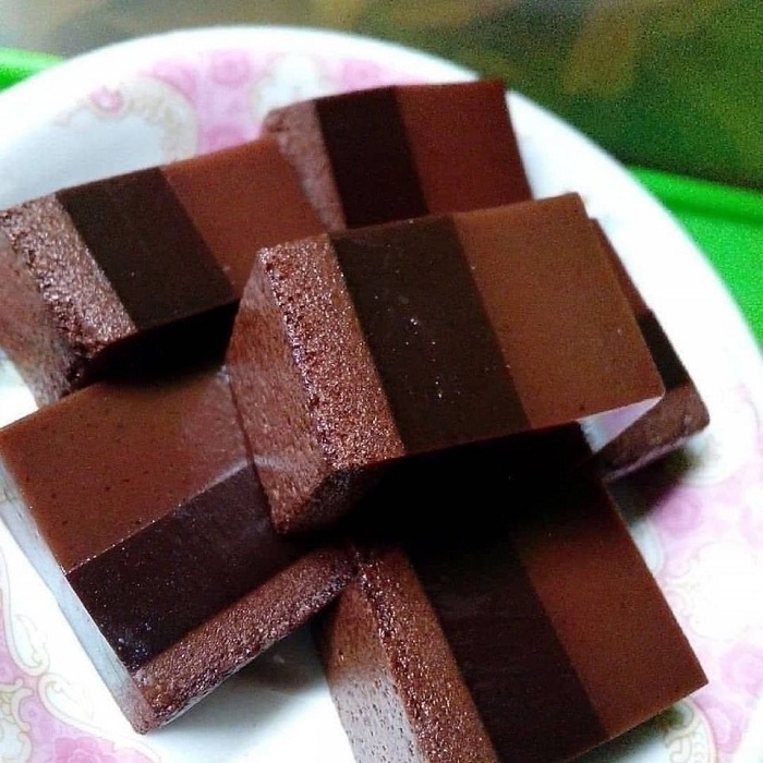 Puding coklat  lapis    Bagikan Aneka Info 