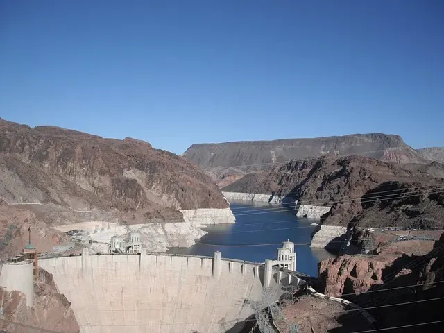 bendungan hoover dam