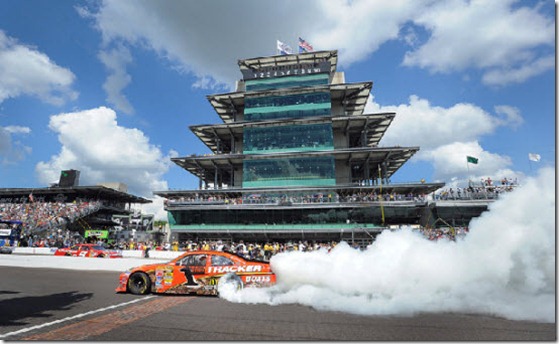 Jamie-McMurray-Burnout-Brickyard-400