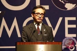 Menteri Luar Negeri Marty M Natalegawa