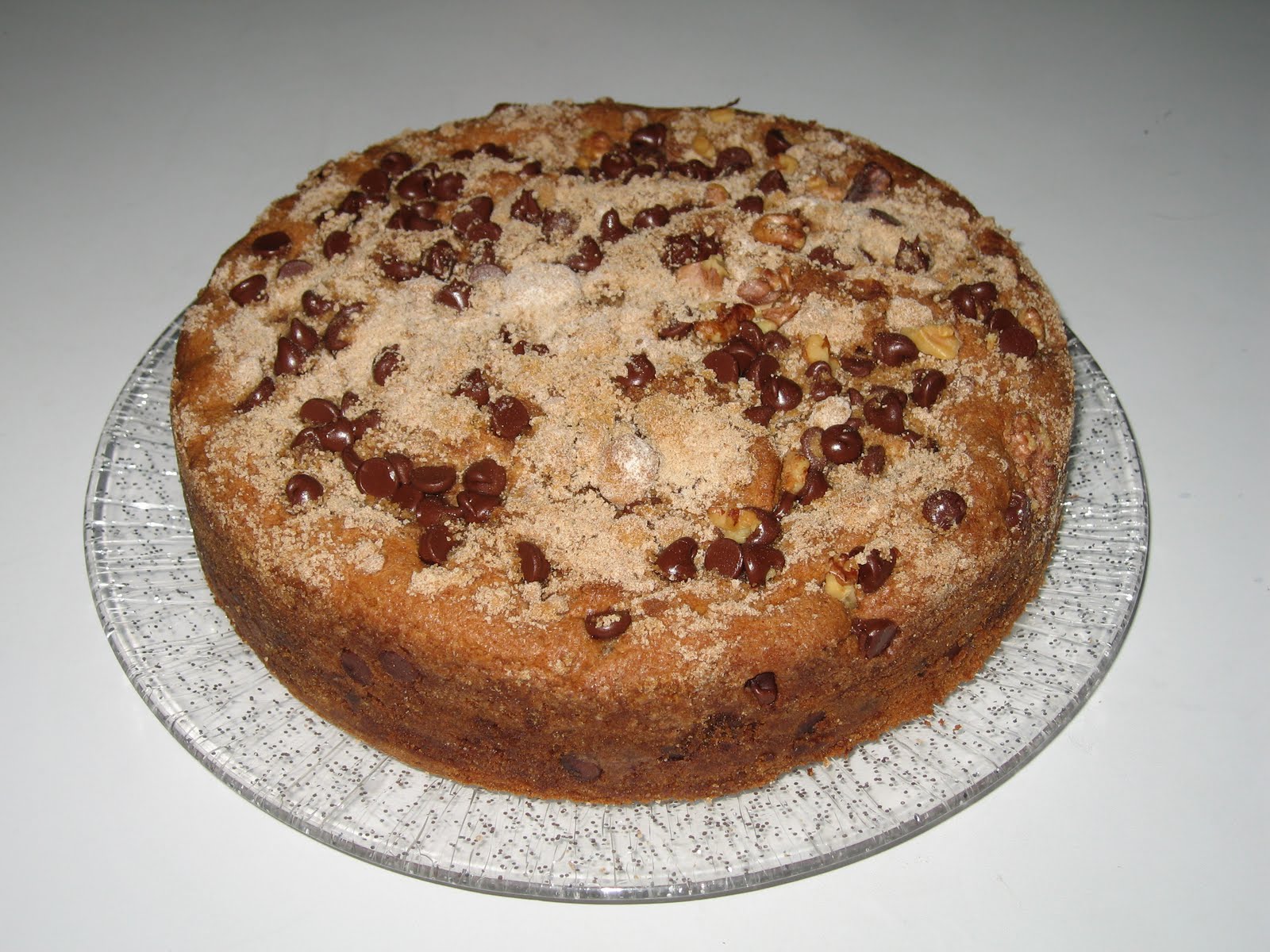 chocolate cake with chocolate chips Maybeads