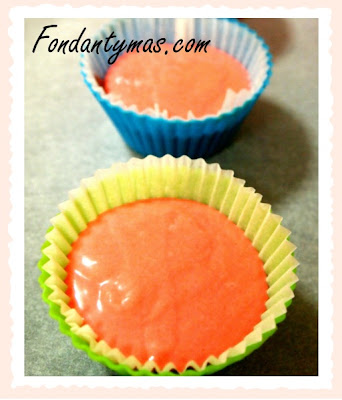 Cupcake de chocolate Tirma y fresa (proceso II). Fondantymas.com