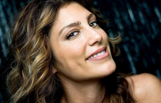 Jennifer Esposito Profile Pics Dp Images