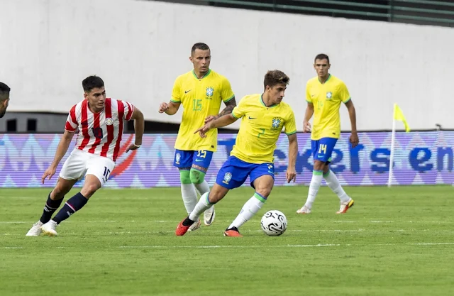 Atletas da seleção brasileira de futebol buscam dar a volta por cima contra a Venezuela no Pré-Olímpico