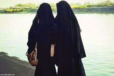 ga perlu memakai jilbab asal hatinya baik