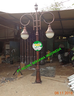 GambarTiang Antik, Tiang Antik Rumah