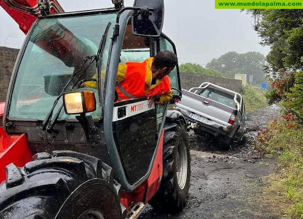 Varios vecinos quedan sin acceso rodado a sus viviendas en la zona del Barranco de Amargavinos en Breña Baja