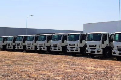 Codevasf entrega caminhões compactadores de lixo a prefeituras do Piauí