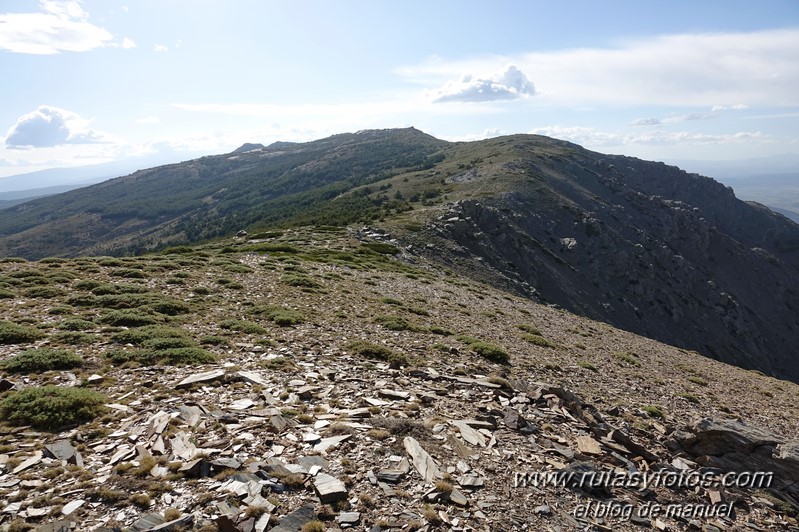 Almirez - La Cumbre - Cruz del Pescadero - Piedra Horadada - Tajo de la Querencia - Tajo de la Cruz