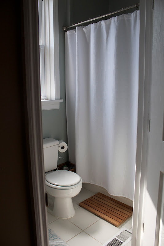 Our tiny bathroom redo is finally done! title=