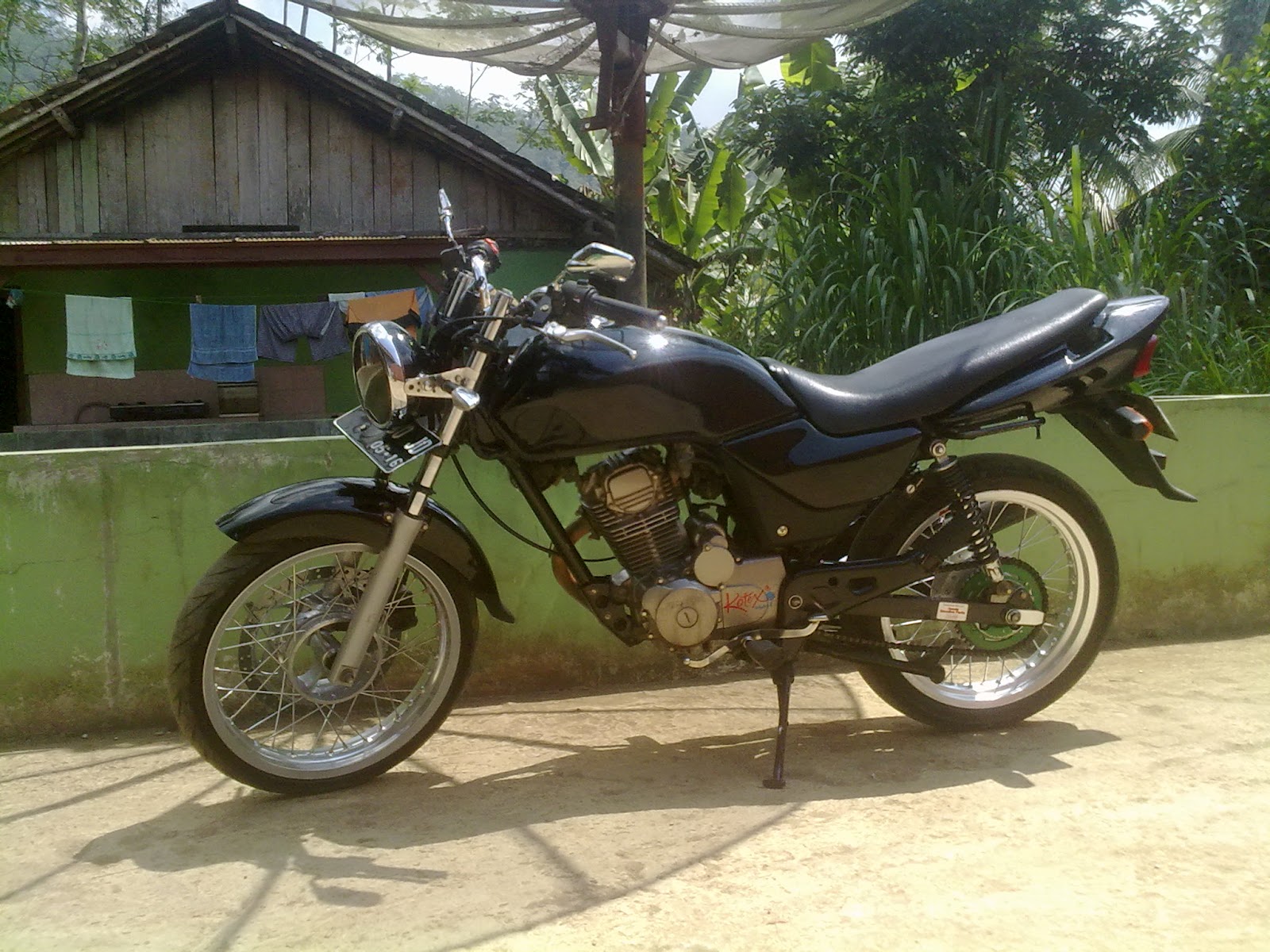 Motor Trail Honda Mega Pro