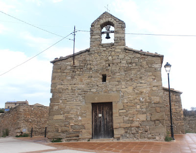 GUIALMONS - ERMITA DE SANT SALVADOR - DESPOBLAT DE FIGUEROLA -  SANT GALLARD, camí de Figuerola des del despoblat de Figuerola a Sant Gallard (Les Piles), església de Sant Josep al poble de Sant Gallard