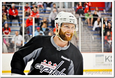 Smiling Alzner