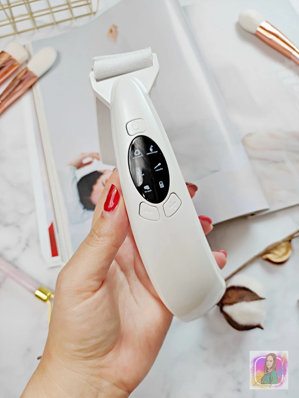 Urządzenie do modelowania twarzy V Face Beauty Meter