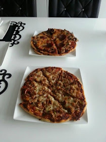 pizza,ton balıklı pizza,sucuklu pizza,karışık pizza,mantarlı pizza