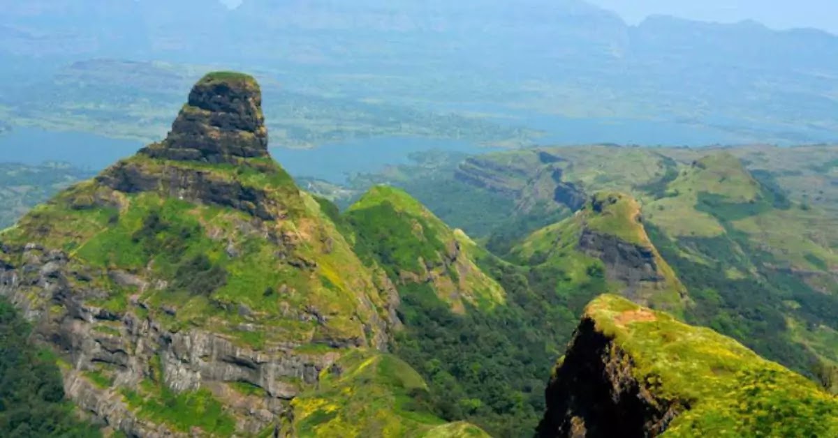 26 Best Tourist Places to Visit in Ahmednagar District