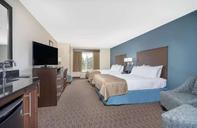 hotel in Windom, Minnesota