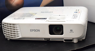 Jual Proyektor EPSON EB-S400 Second Siap Pakai