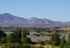 Brücke über Rio Neuquen S