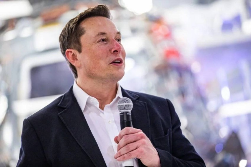 Elon Musk will end the global chip shortage Elon Musk, CEO of electric car company Tesla, said recently that the global chip shortage that has affected the auto industry should be over by next year thanks to new semiconductor plants, according to a report by Gizmo China.