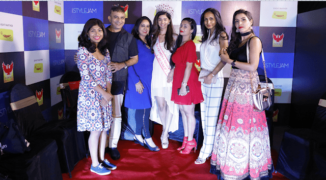 (left to right) Piyali Dasgupta,Prasad Bidappa,Rekha Hande,Shushruthi Krishna,Tanya Dhar,Shalini Chopra