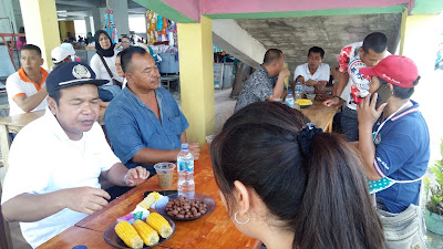 Jumat Bersih di Pasar Marelan Dirut PD Pasar Medan sarapan Bubur  Bersama Pedagang