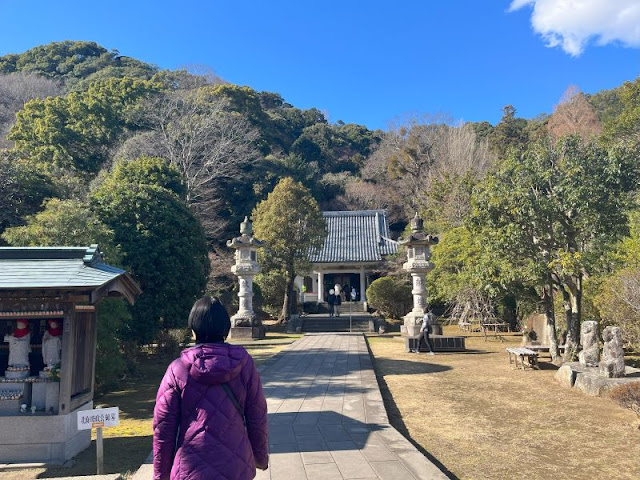 願成就院の敷地内