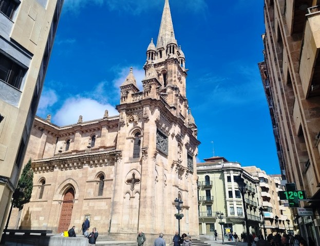 Igreja San Juan Sahagun em Salamanca, na Espanha