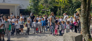 Centro Pedagógico Rocha Falcão realizam atividade de plantio de hortaliças